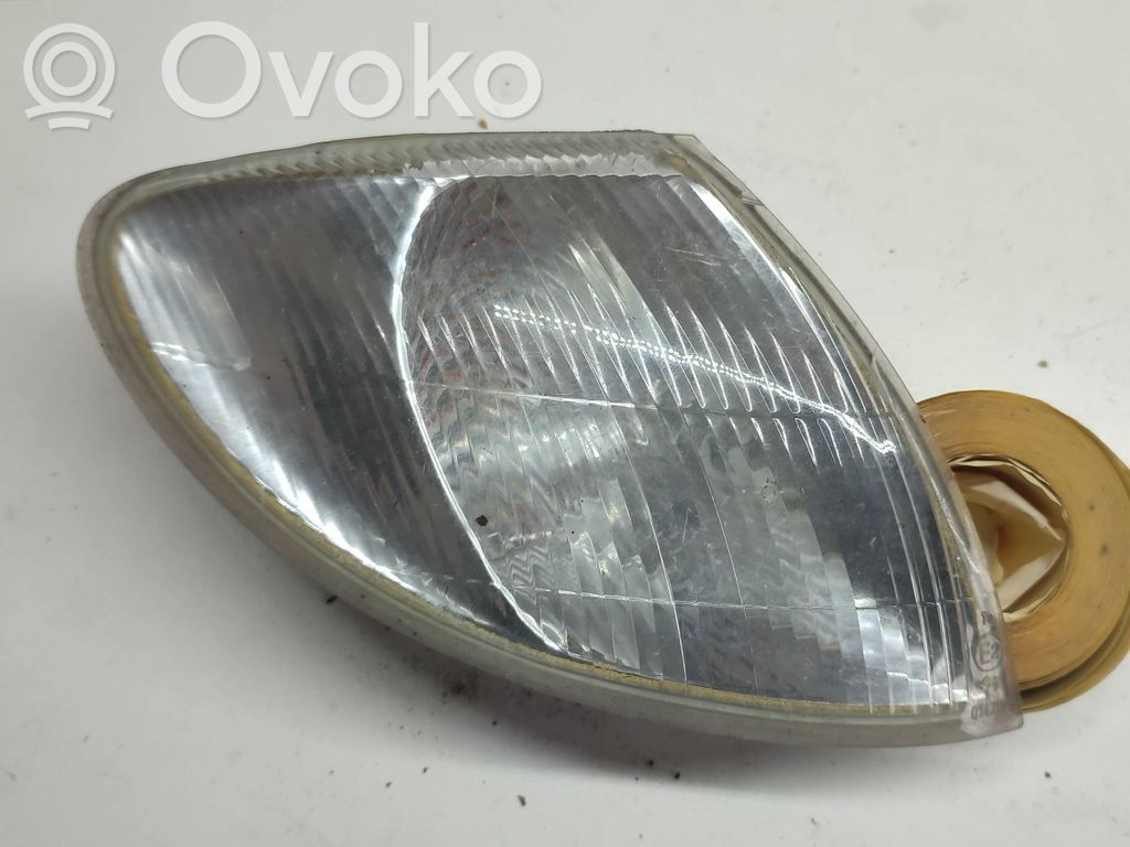 Renault Laguna I Front indicator light 