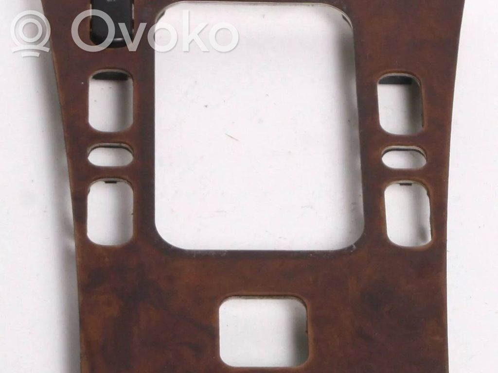 Mercedes-Benz E W210 Rivestimento in plastica cornice della leva del cambio 