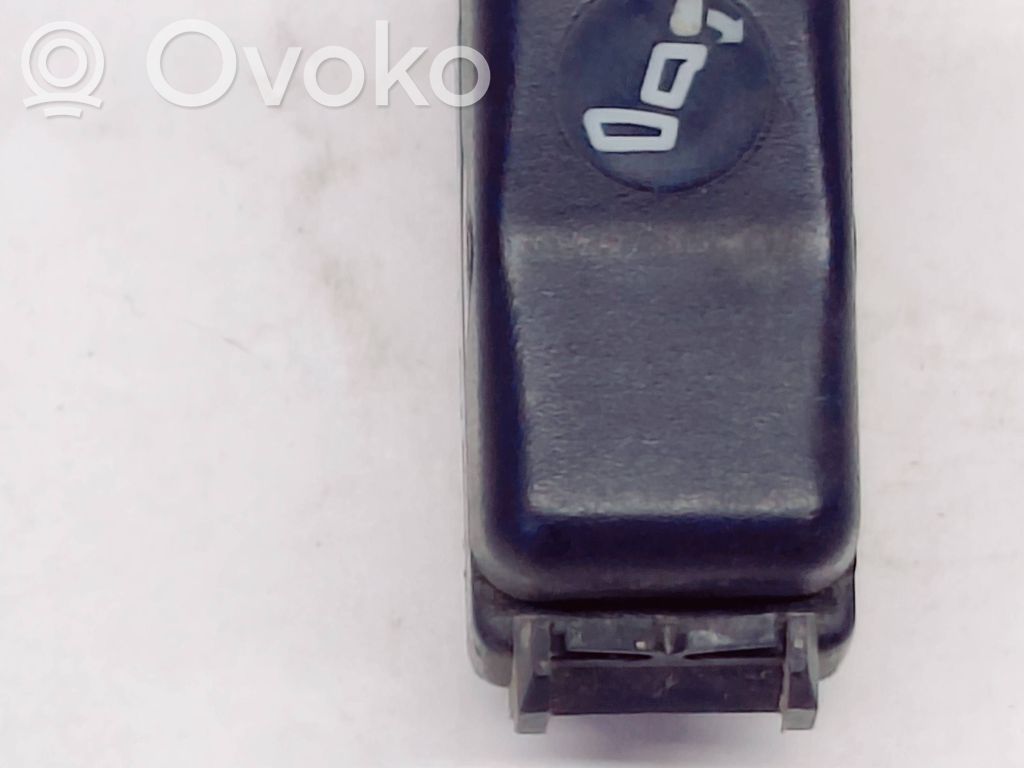Mercedes-Benz E W124 Seat control switch 