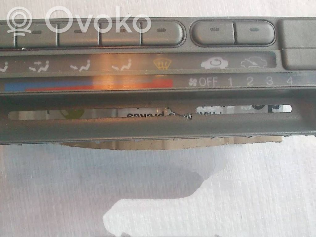 Panel klimatyzacji   M9525