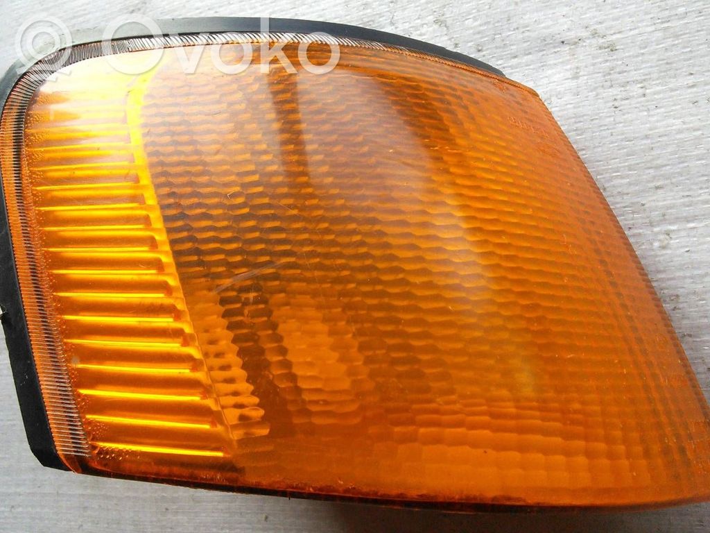 Ford Scorpio Front indicator light 