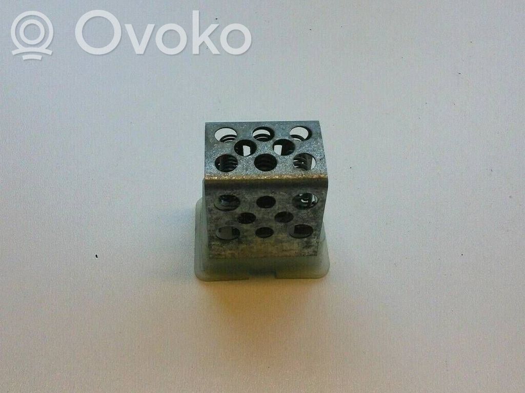 Opel Omega B1 Heater blower motor/fan resistor 