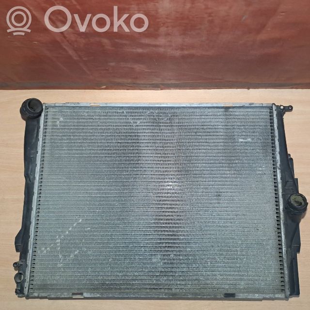 BMW 3 E90 E91 Coolant radiator 