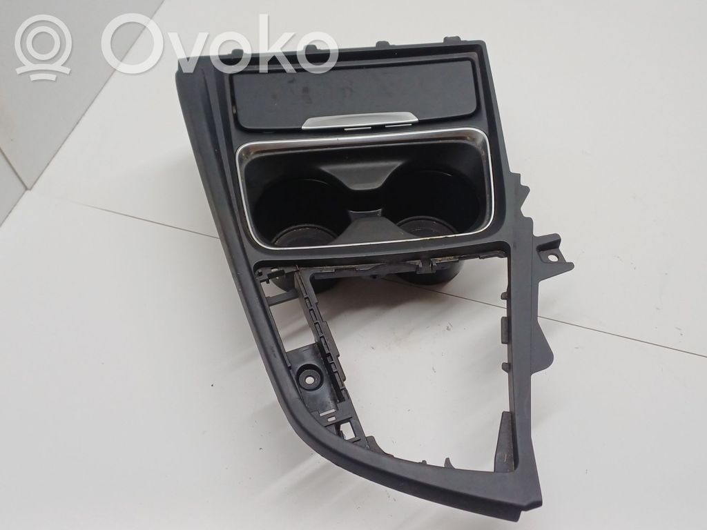 BMW 3 F30 F35 F31 Suport pahare față 