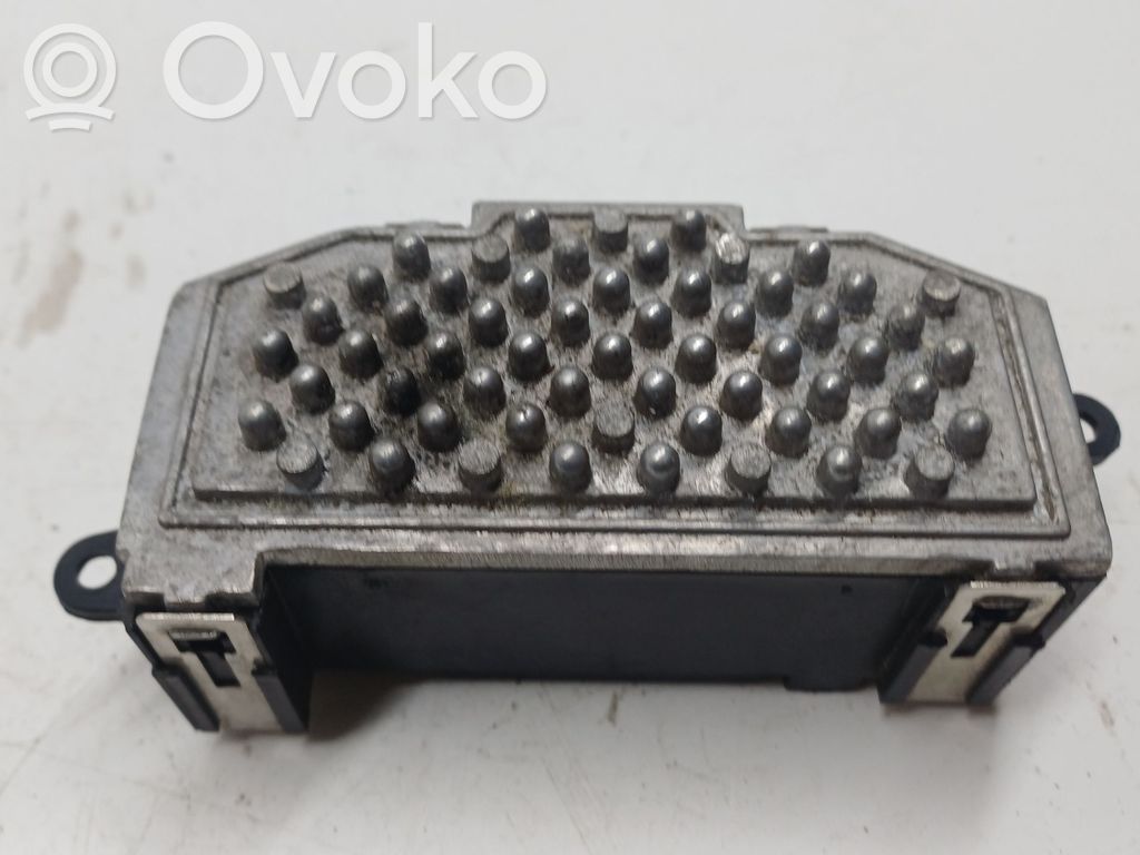 Audi A3 S3 8P Rezystor / Opornik dmuchawy nawiewu 