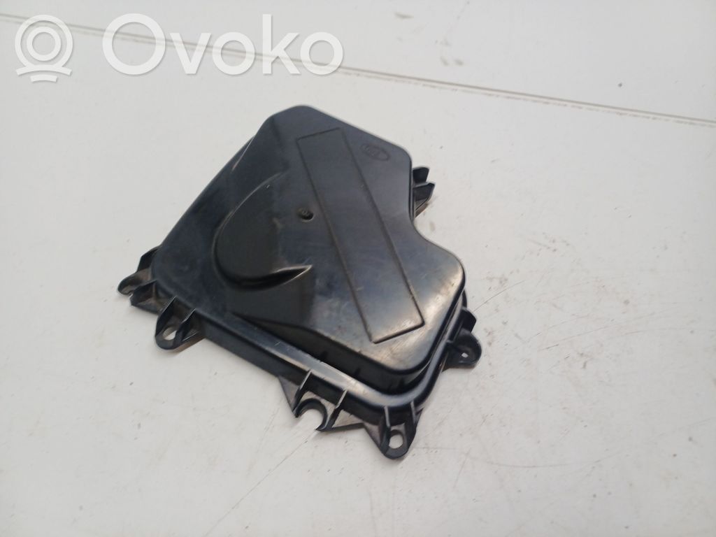 BMW 3 E90 E91 Headlight/headlamp dust cover 