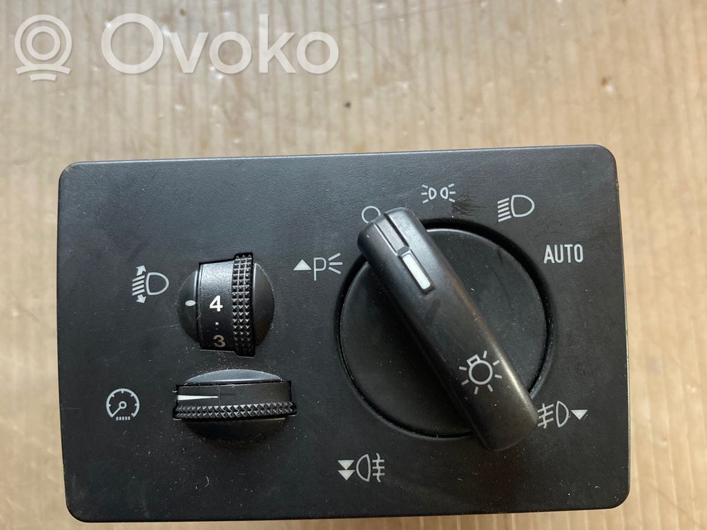 Ford Kuga I Light switch 