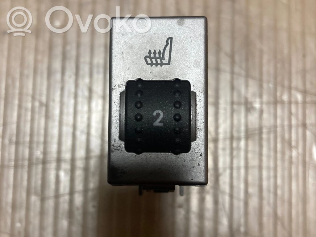 Ford Kuga I Seat heating switch 