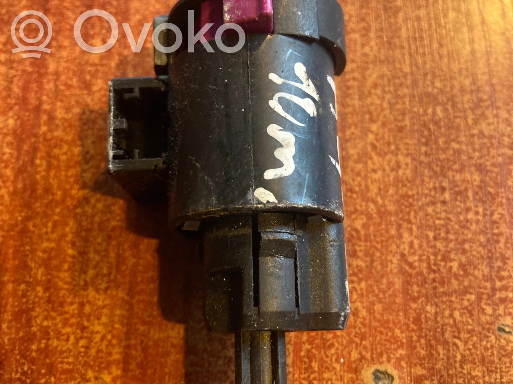 Audi A4 S4 B8 8K Brake pedal sensor switch 