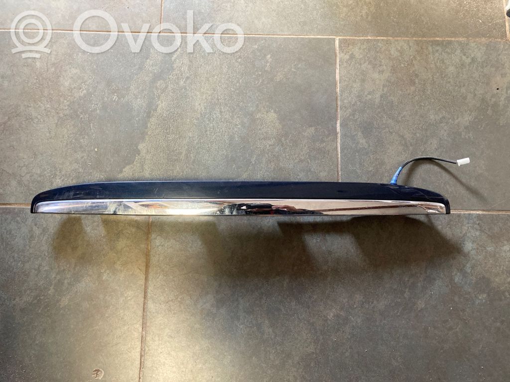 Lexus RX 330 - 350 - 400H Éclairage de plaque d'immatriculation 