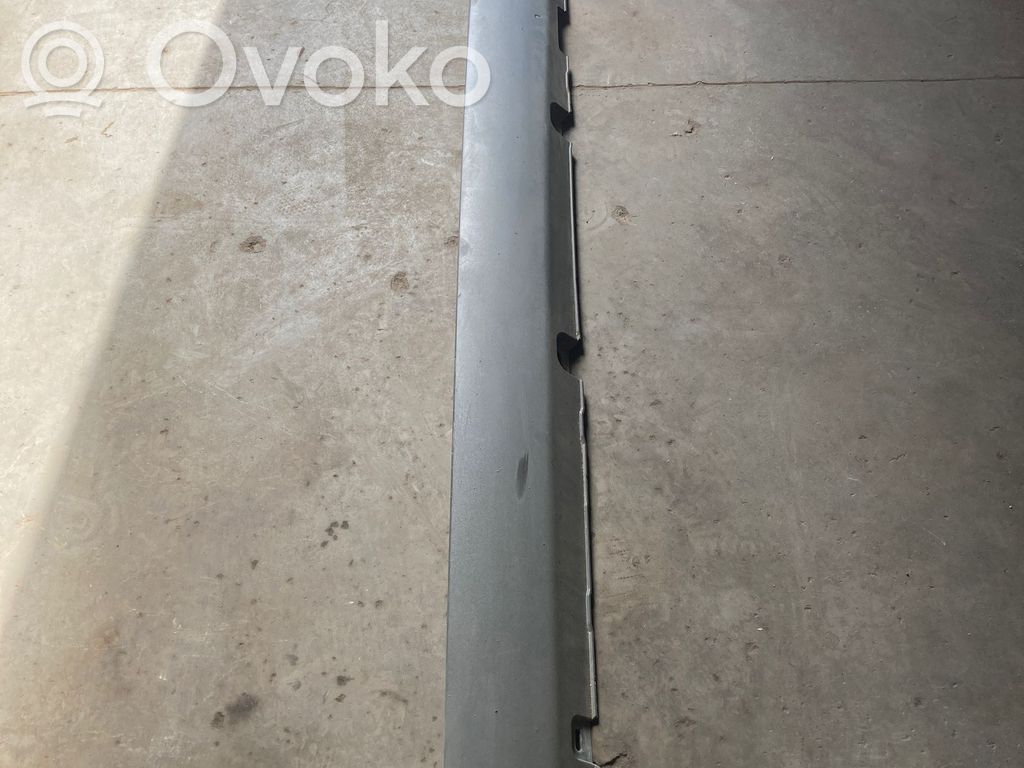 Próg   8V41S10155AC,15307