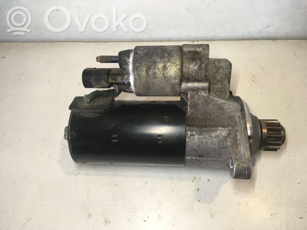 Volkswagen PASSAT B7 Motor de arranque 