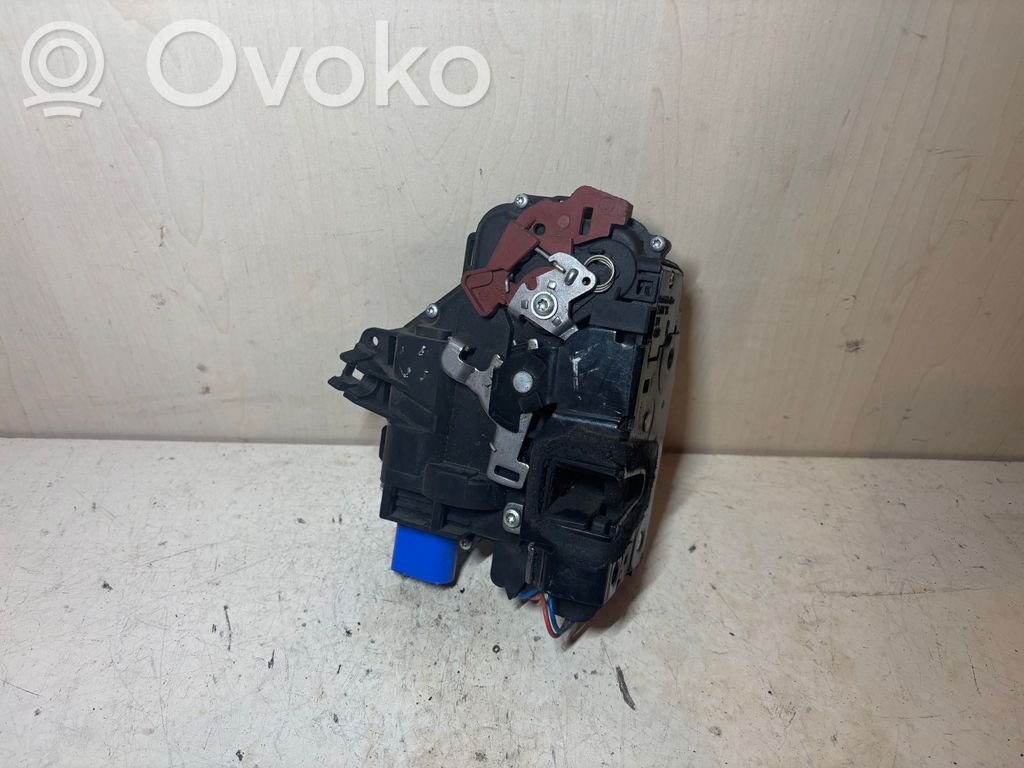 Skoda Fabia Mk2 (5J) Zamek drzwi przednich 