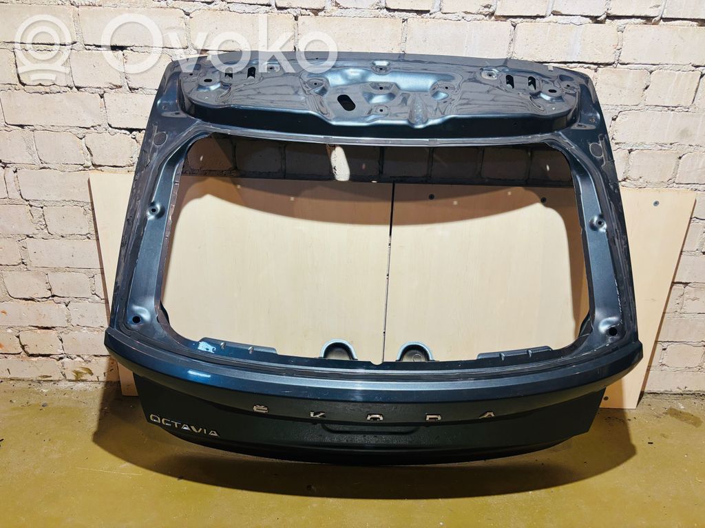 Skoda Octavia Mk4 Puerta del maletero/compartimento de carga 