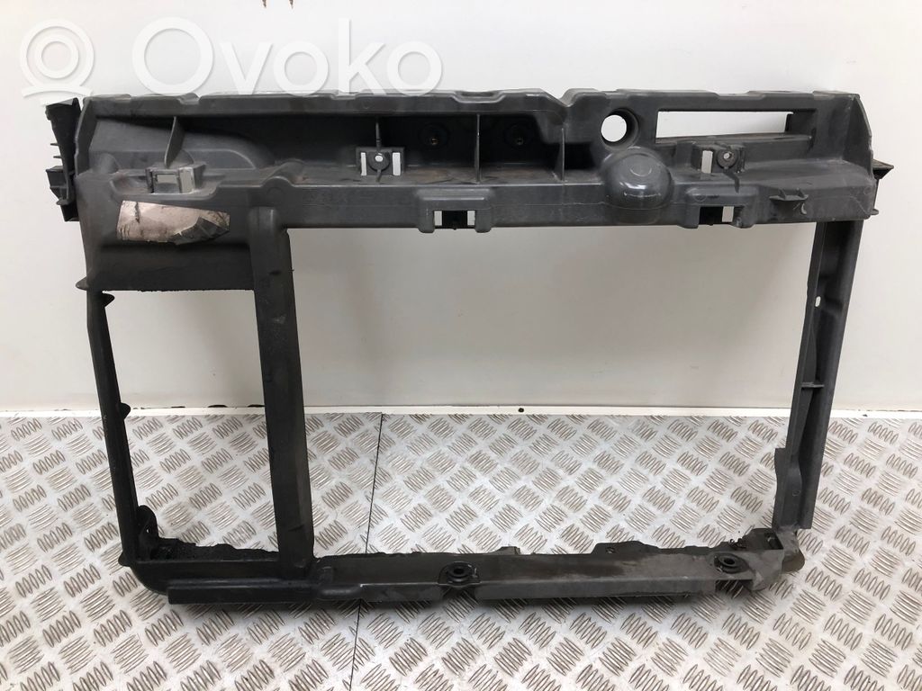 Radiator support slam panel bracket