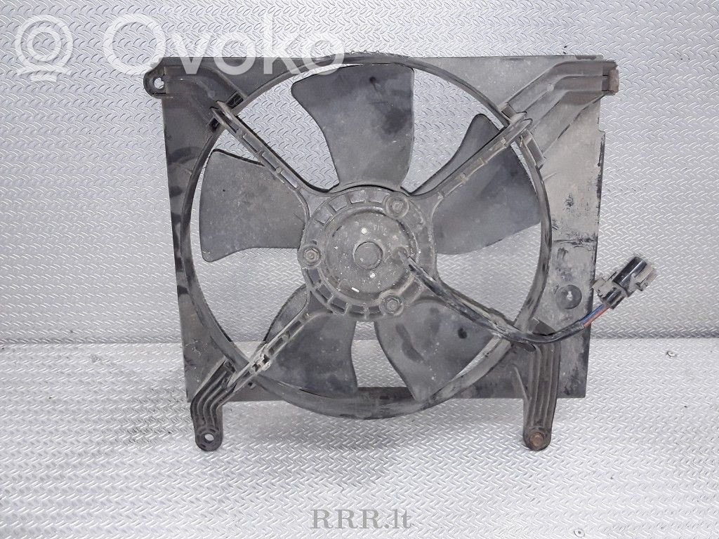 Elektrisks radiatoru ventilators