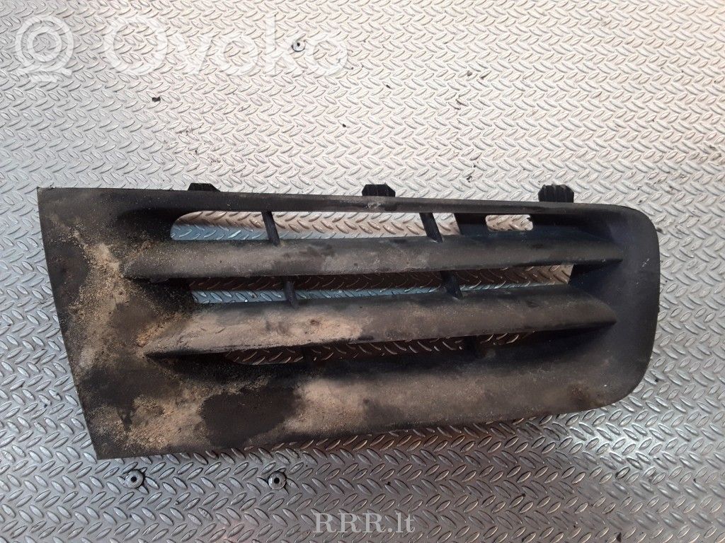 Renault Megane II Front bumper lower grill 