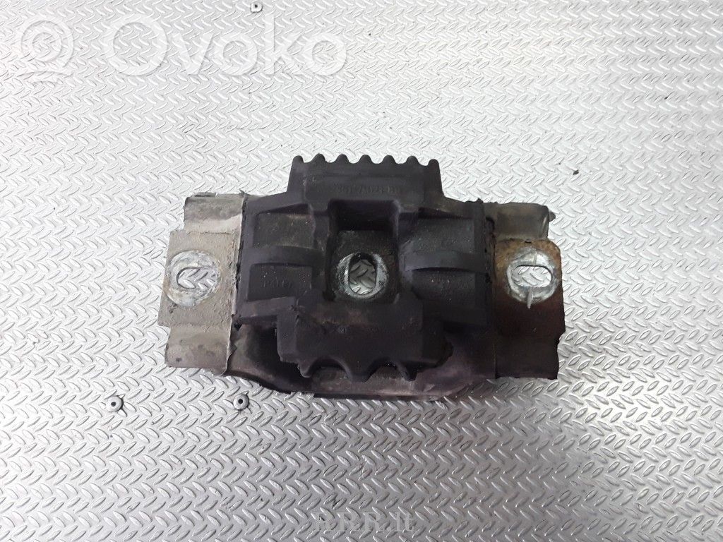 Support de moteur, coussinet   2S617M121BB