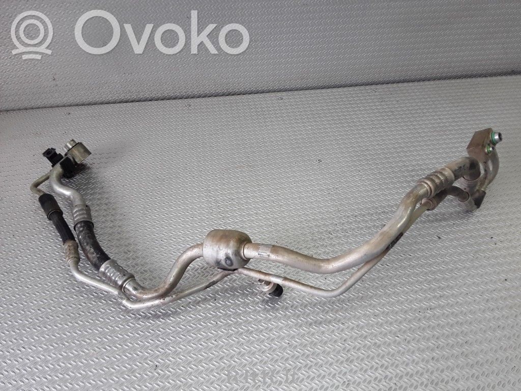 Air conditioning (A/C) pipe/hose