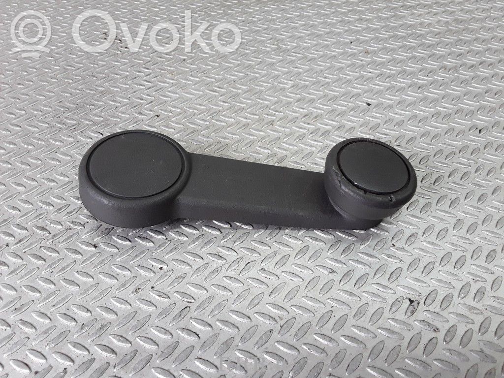 Ford Focus Loga atvēršanas rokturis 