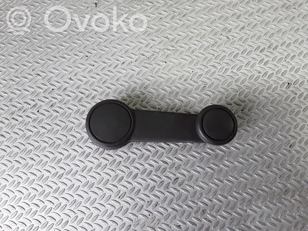 Ford Focus Loga atvēršanas rokturis 