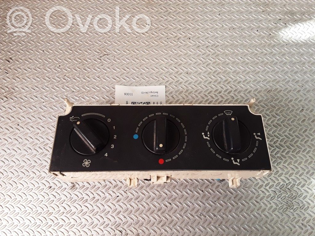 Climate control unit   654985L