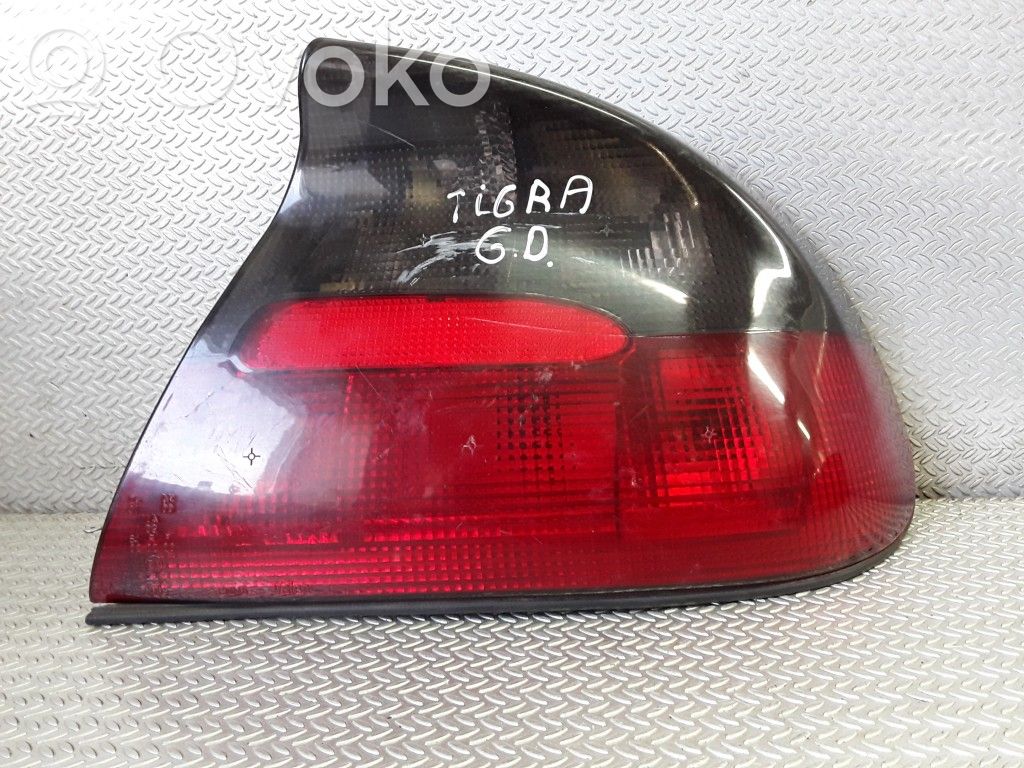 Rear/tail lights