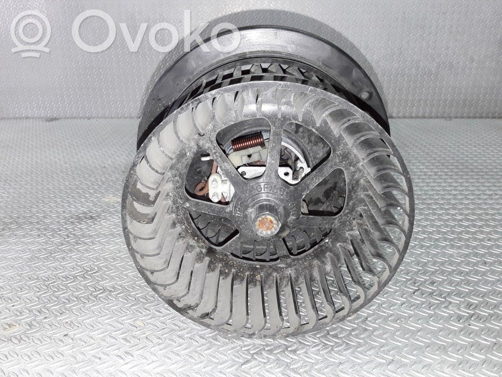 Heater fan/blower   7M0819021