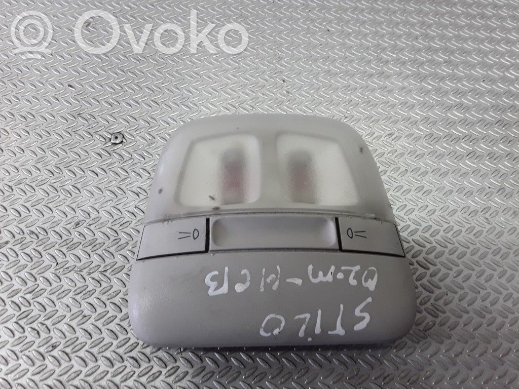 Fiat Stilo Luz del asiento trasero 