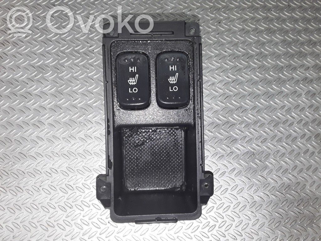 Seat heating switch   83410SWA
