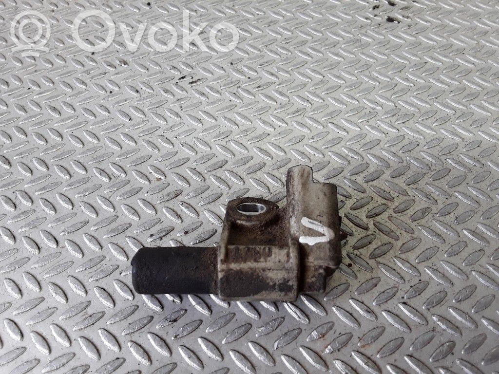 Camshaft position sensor