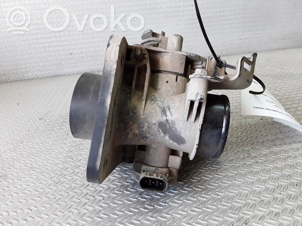 Throttle valve   04669894AB