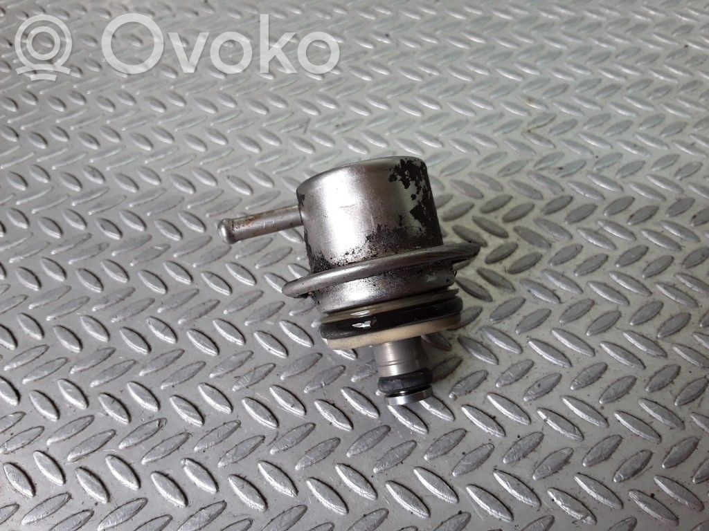 Fuel pressure regulator
