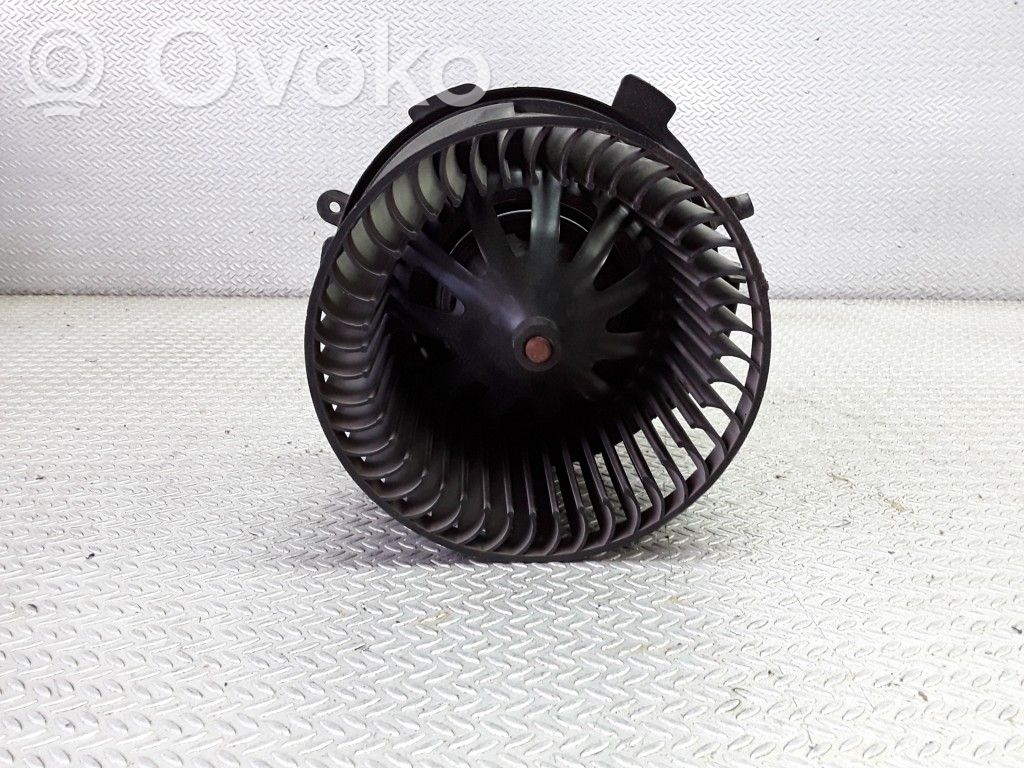 Mazā radiatora ventilators