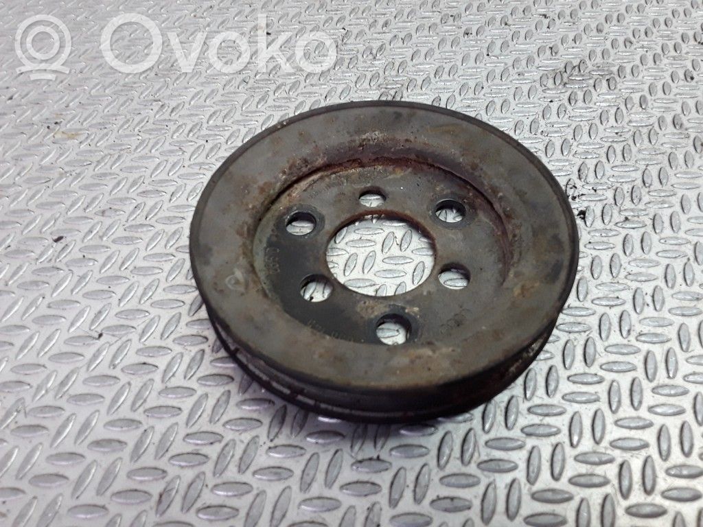 Audi A4 S4 B5 8D Polea de la bomba de dirección hidráulica 