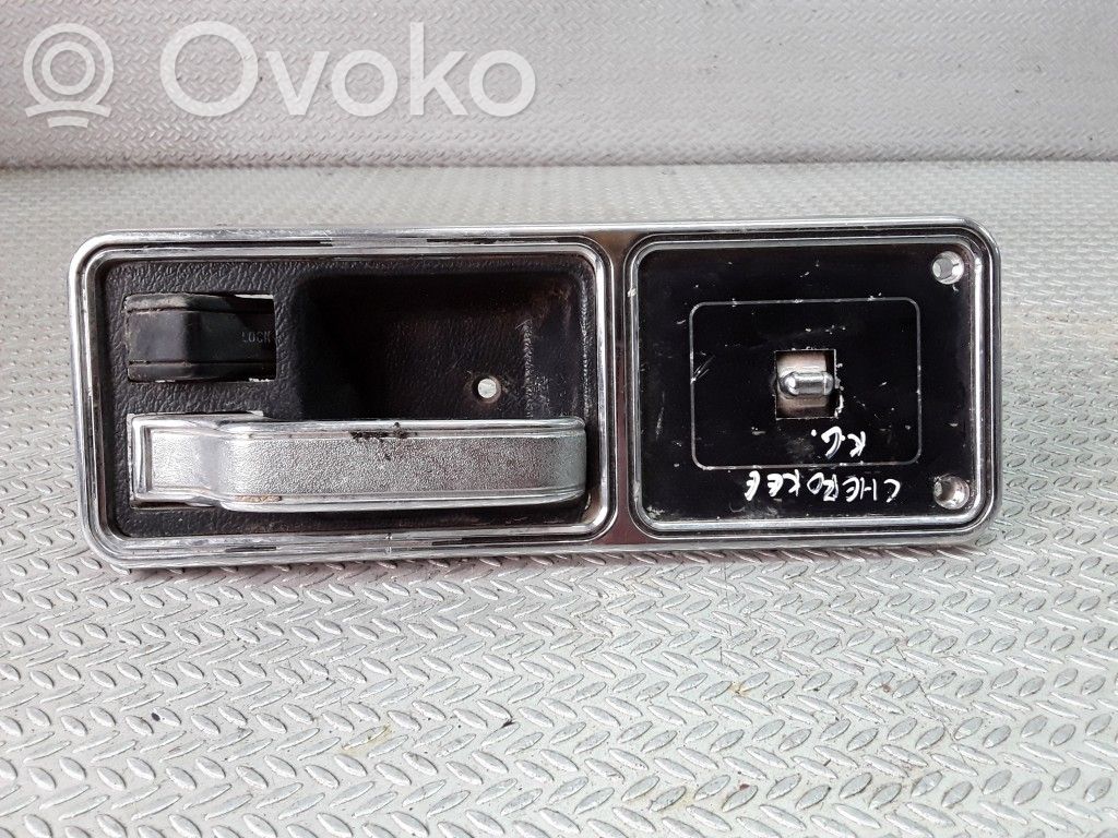 Rear door interior handle