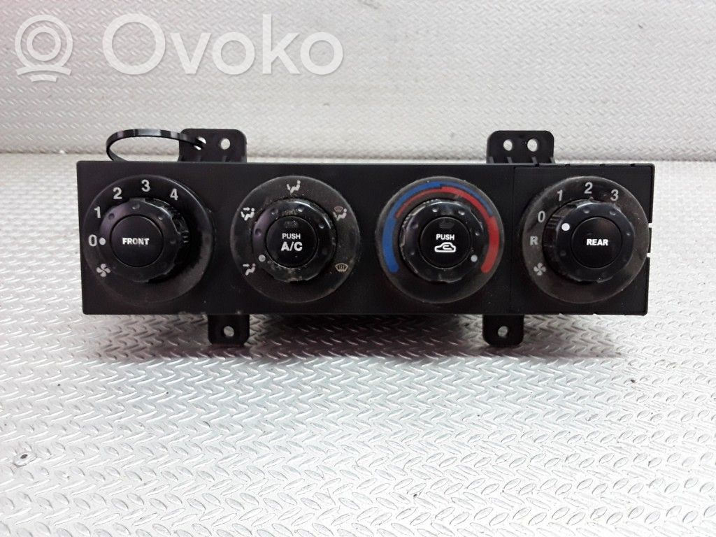 KIA Carnival Climate control unit 