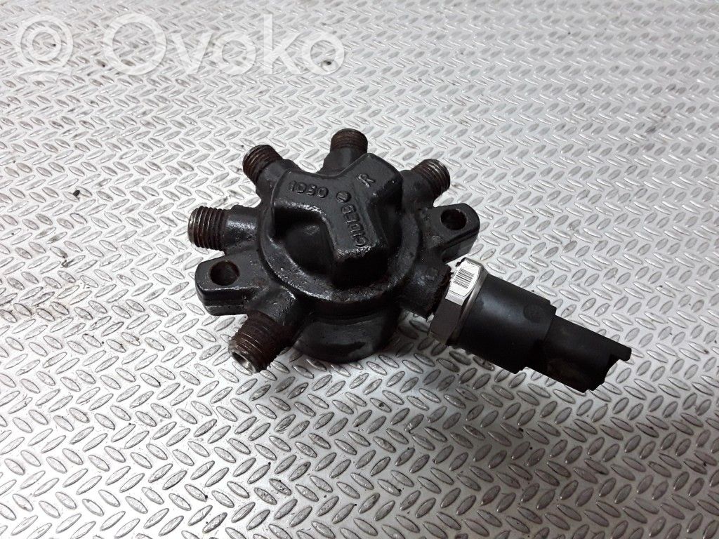Ford Focus Fuel main line pipe 