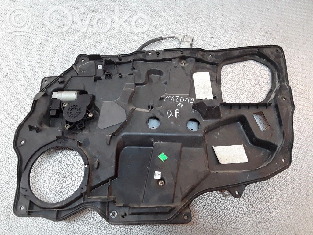 Regulador de puerta delantera con motor   3M71A045H16