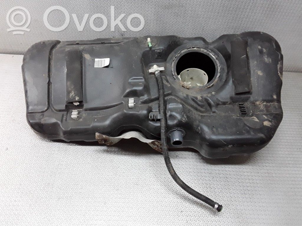Fuel tank   9129775