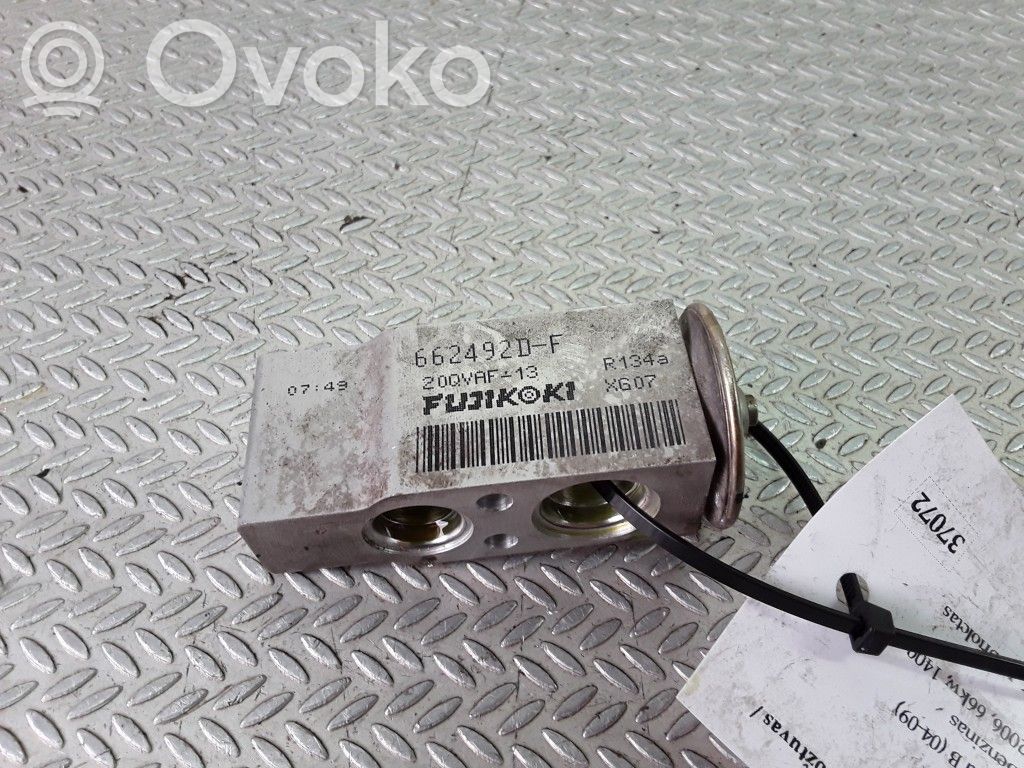 Opel Tigra B Ilmastointilaitteen laajennusventtiili (A/C) 