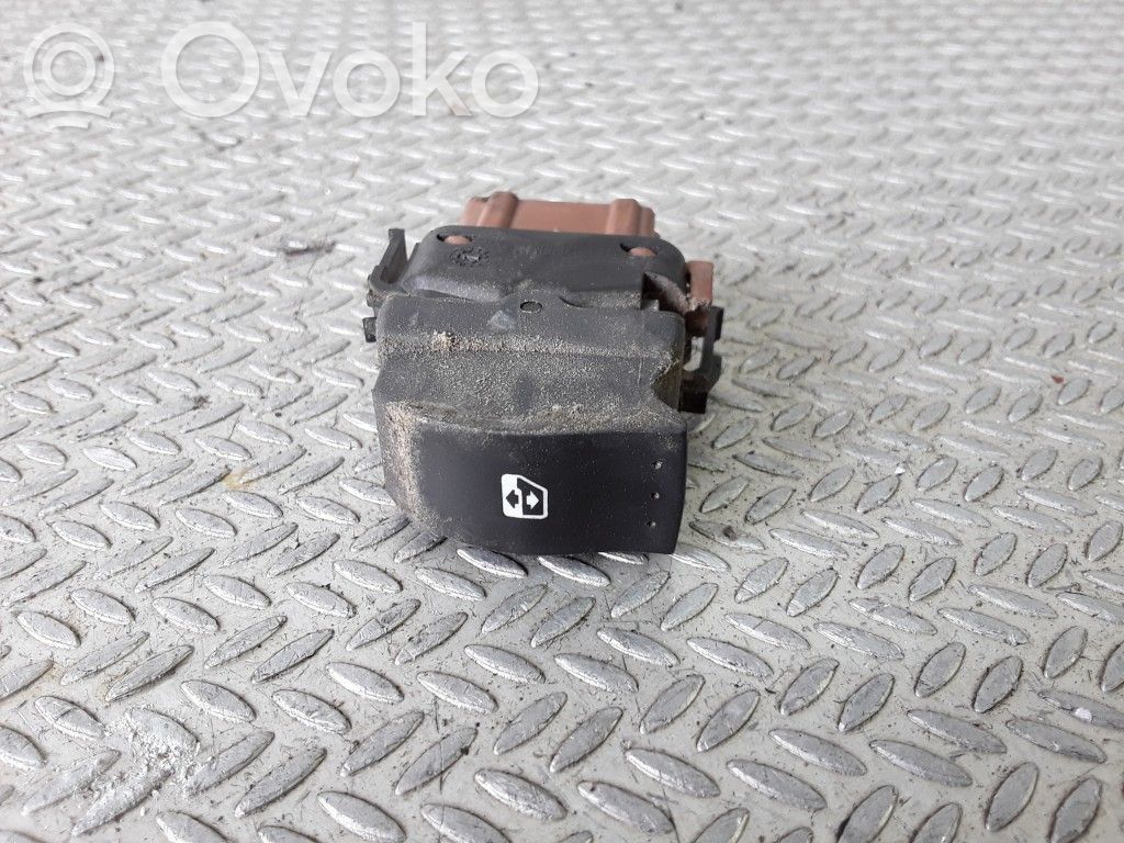 Renault Laguna II Electric window control switch 