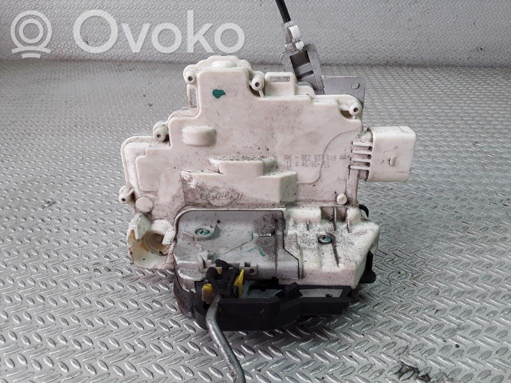 Etuoven lukko   8E2837016AA