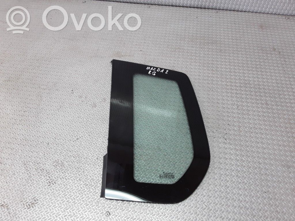 Rear side window