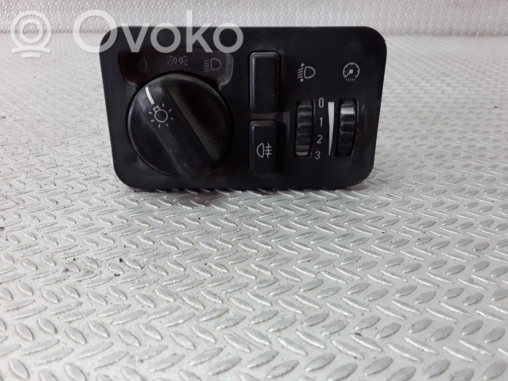 Opel Frontera A Interruptor de luz 