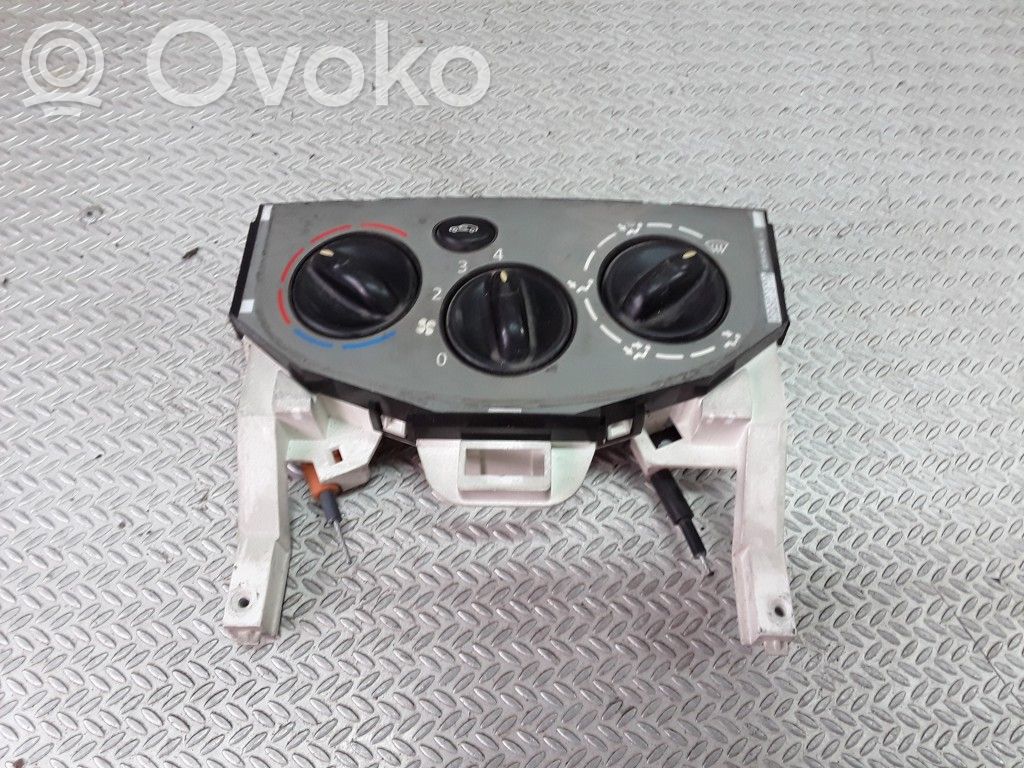 Opel Vivaro Climate control unit 
