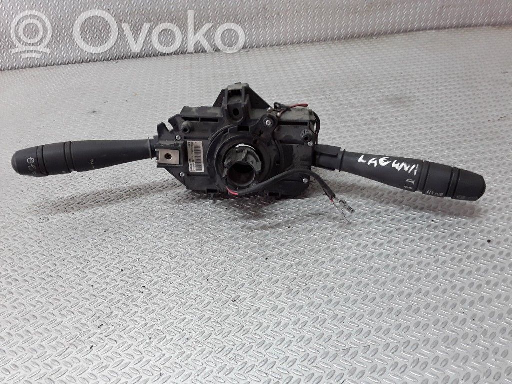 Renault Laguna I Wiper turn signal indicator stalk/switch 