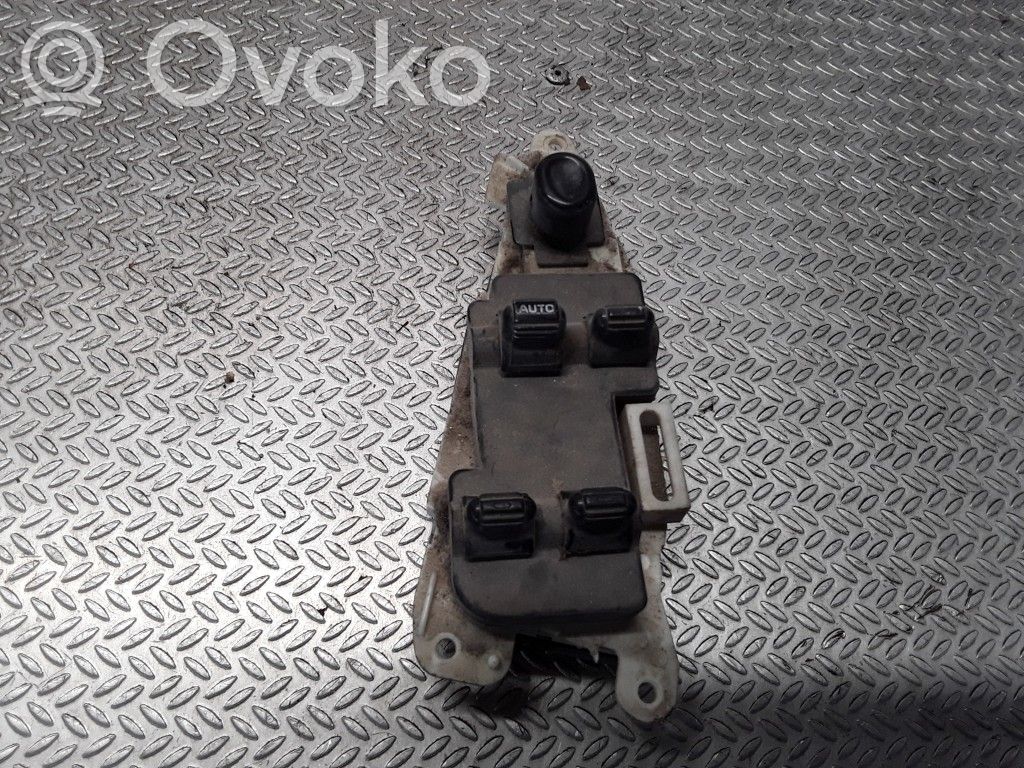 Elektrisko logu slēdzis   39754D