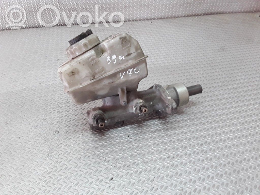 Volvo S70  V70  V70 XC Pääjarrusylinteri 