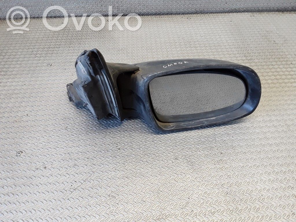 Opel Omega B1 Front door electric wing mirror 